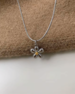 Bubble Flower Necklace - Image 2